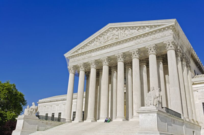 The exterior of the U.S. Supreme Court building during the day.