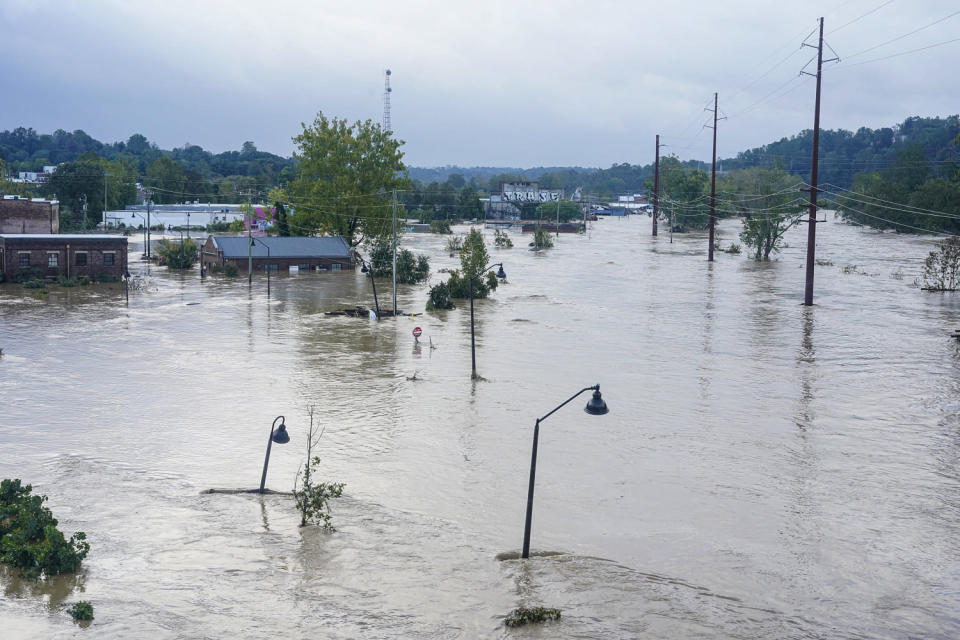 Helene aftermath. (Jacob Biba/Asheville Citizen Times/USA Today Network)