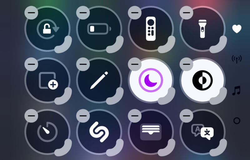 Control Center in iOS 18 in Customization View