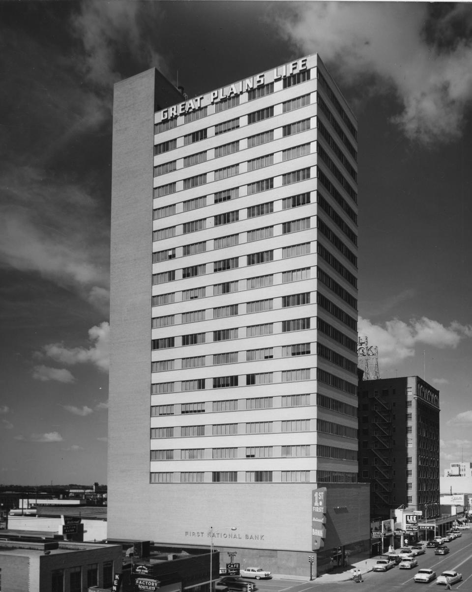 The First National Bank of Lubbock occupied the first floor of the Great Plains Life Building in 1955.