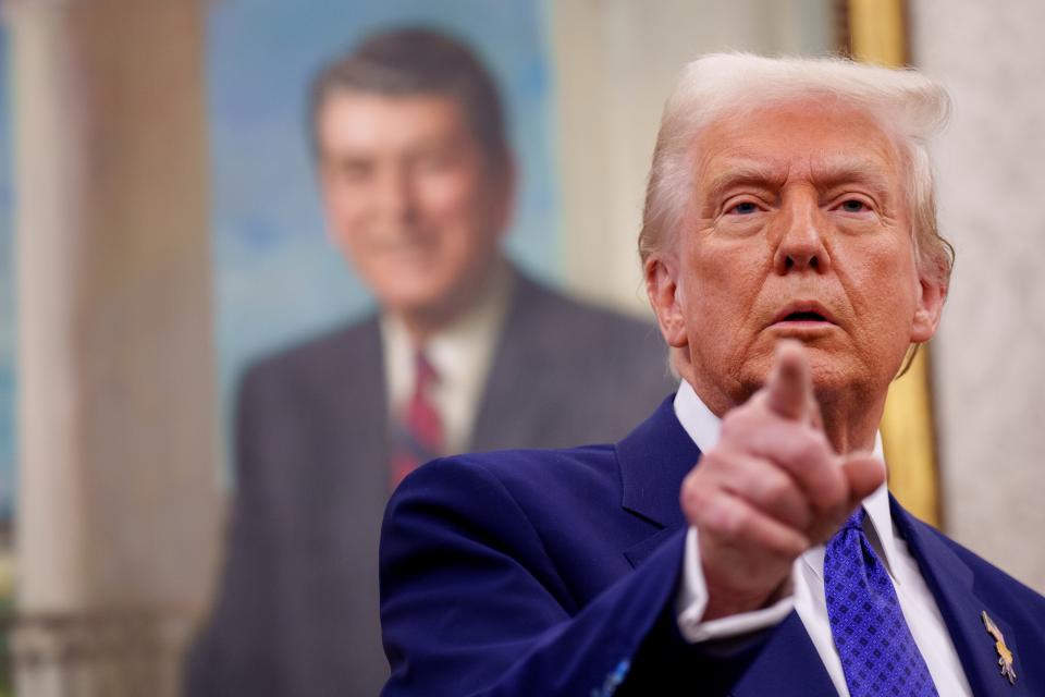 US President Donald Trump takes a question from a reporter in the White House on 12 February 2025 in Washington, DC. / Andrew Harnik/ Getty images