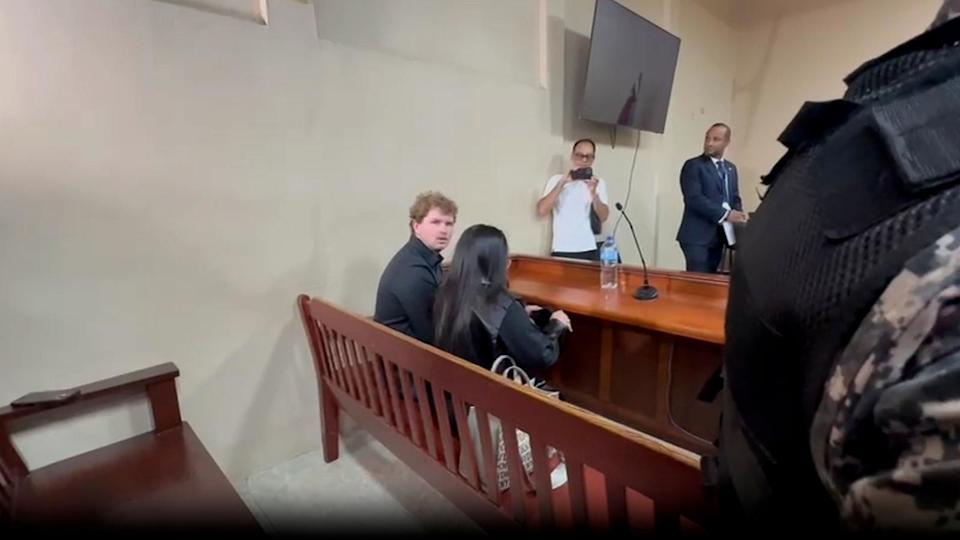 Photo: Joshua Riibe, the American who is held in the Dominican Republic for interviewing in the disappearance of Pitt -student Sudiksha Konanki, appears in court, March 18, 2025. (ABC News)