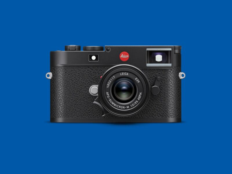 Leica's new camera puts skills back in focus