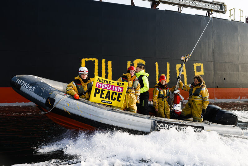 Activists from the environmental organization Greenpeace demonstrate on March 23, 2022 in the Baltic Sea in front of a ship carrying Russian oil.