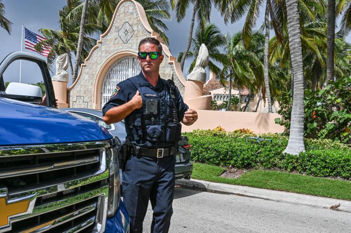 A police officer for Mar-a-Lago.