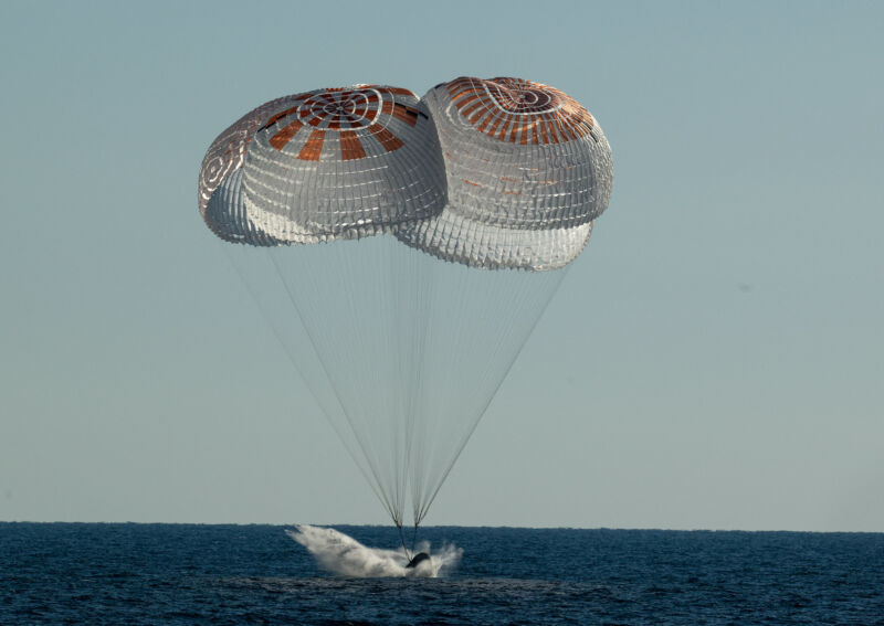 Crew Dragon crashes into the Atlantic Ocean Friday afternoon.