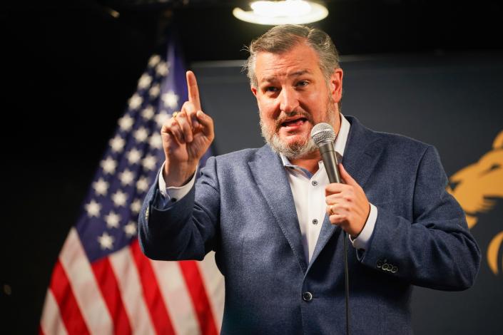 sen.  Ted Cruz (R-TX) delivers a speech to Republican supporters at a rally outside the offices of Republican nominee Mark Alford for Missouri's 4th congressional district on October 14, 2022 in Raymore, Missouri.