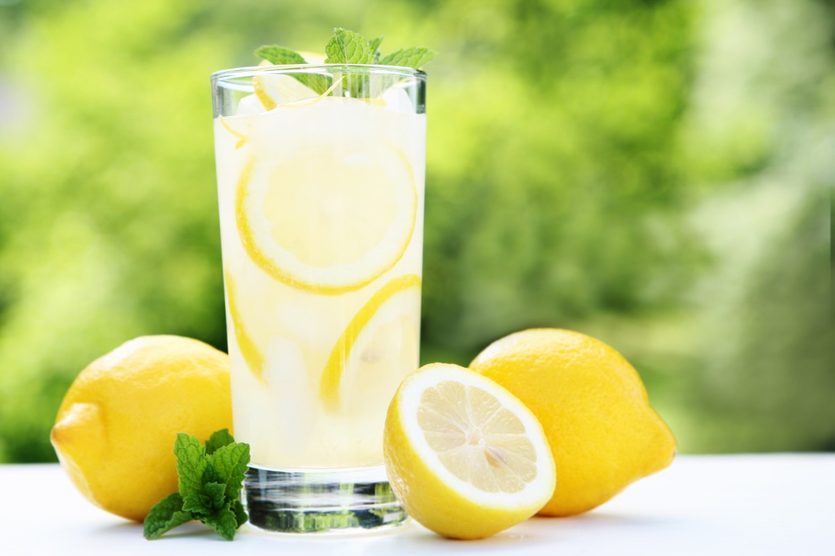 a glass of lemonade