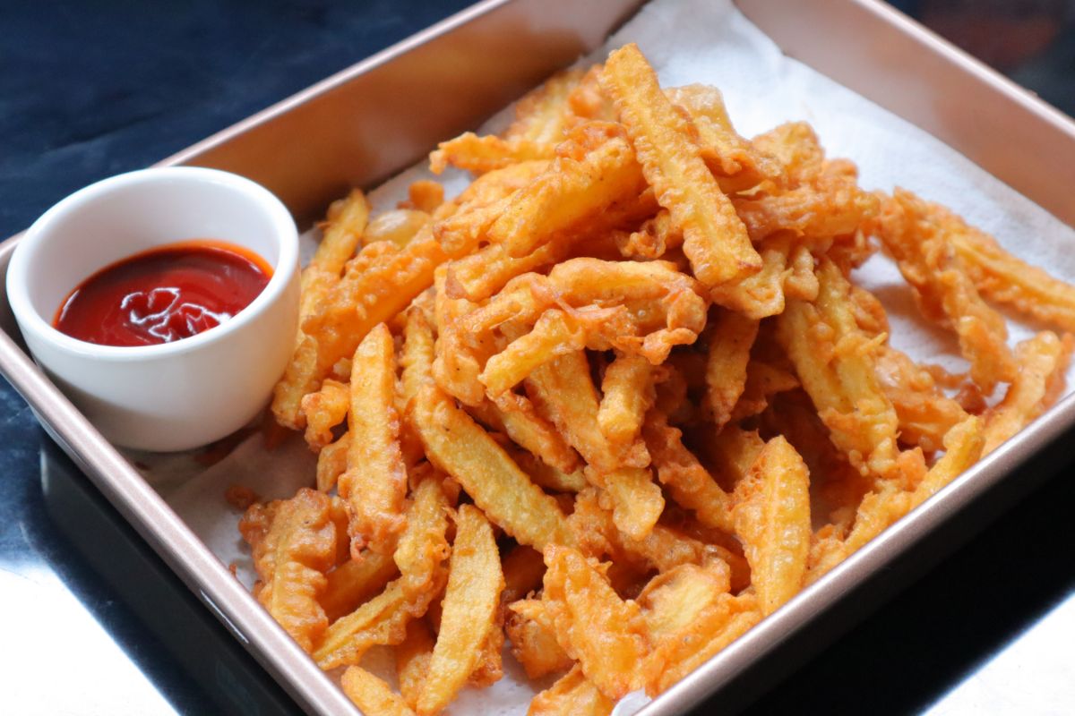 Fried fries on white tray