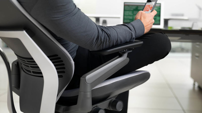 Dealmaster: best cheap deals on office chairs