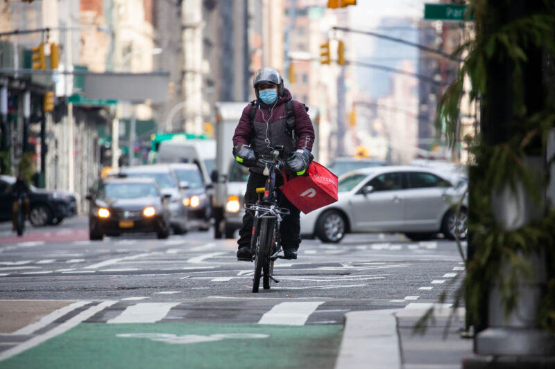 Bicycle delivery company DoorDash in Manhattan