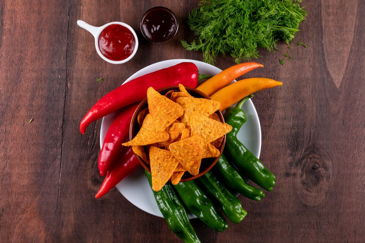 Chips-with-chili-peppers-on-a-plate